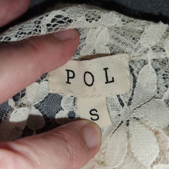 POL Knit Romper Womens S Beige Lace Stretch Pockets Boho Neutral Comfy Beachy - Picture 4 of 12